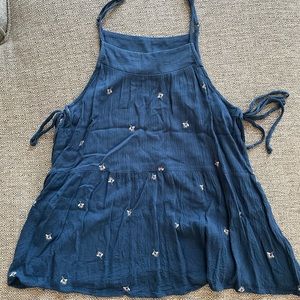 Navy tank top with floral design!